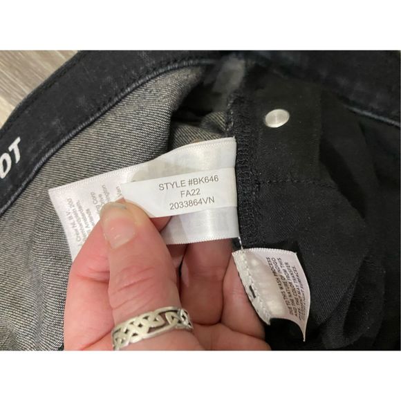 J. Crew 9" demi-boot crop jean in Dark Worn wash, Size 30T, MSRP $138 - Picture 6 of 12